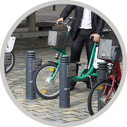 La borne bipe et le vélo se libère