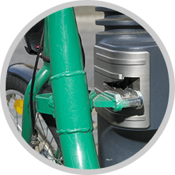 Replacer le vélo dans la glissière